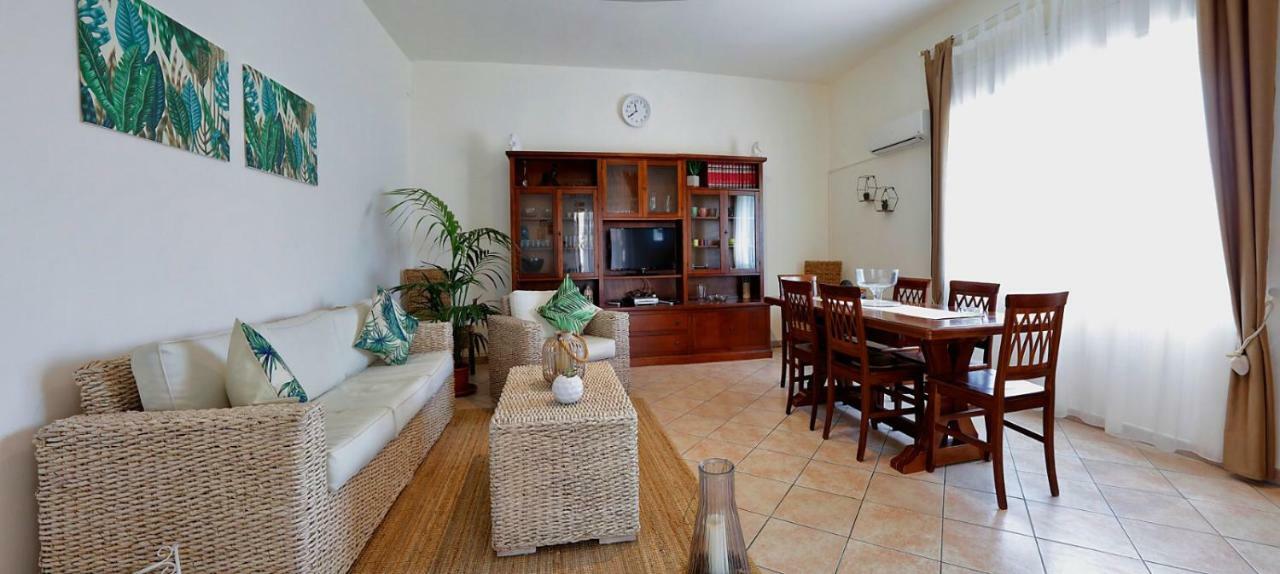 Villa Araucaria Partinico Kültér fotó